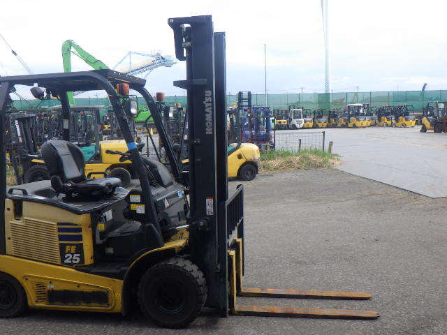 Xe nâng điện Komatsu 2.5 tấn FE25-1 (306745) sản xuất năm 2019
