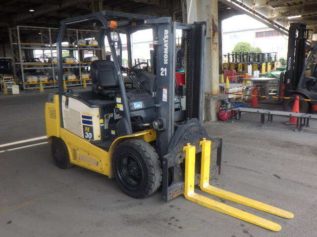 Xe nâng điện Komatsu 3 tấn FE30-1 (301471), sản xuất năm 2015