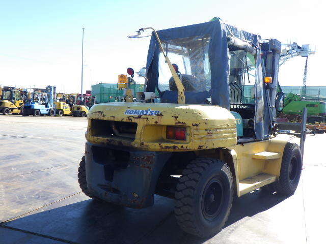 Xe nâng dầu Komatsu 7.0 tấn, FD70HD-8 Seri 47070, năm sx 2008