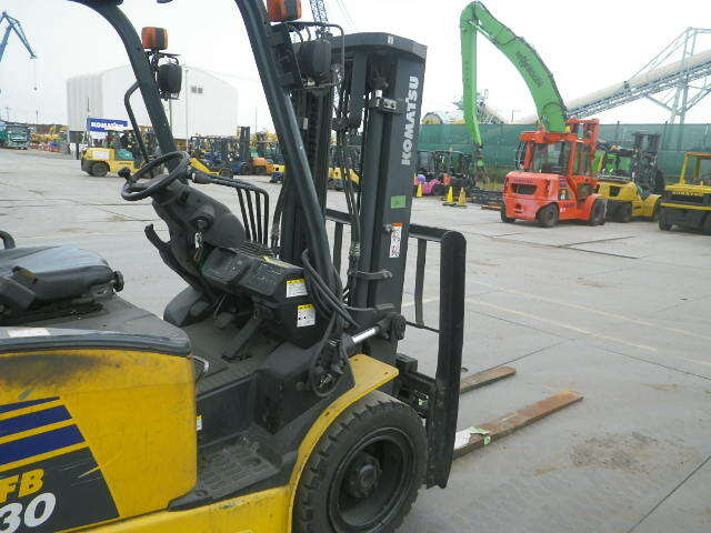 Xe nâng điện Komatsu 3 tấn FB30-12 (102171), sản xuất năm 2017