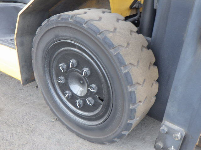 Xe nâng dầu Komatsu 3.5 tấn FD35NT-10 (134549), sản xuất năm 2010