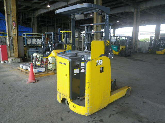 Xe nâng điên Komatsu 1.8 tấn FB18RL-15 (158643), sản xuất năm 2018