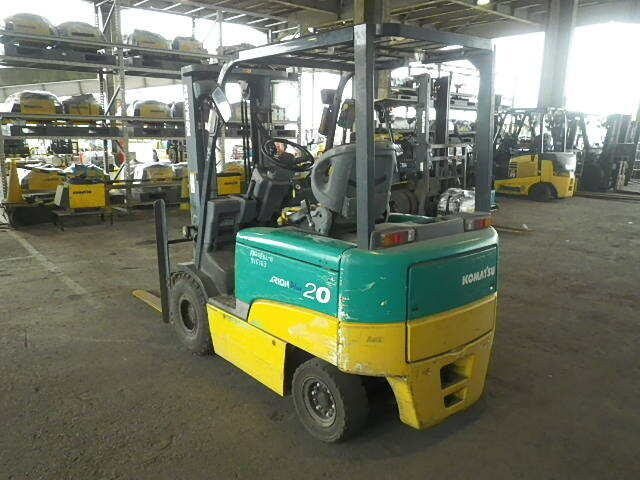 Xe nâng điện Komatsu 2 tấn FB20EXL-11 sản xuất năm 2005