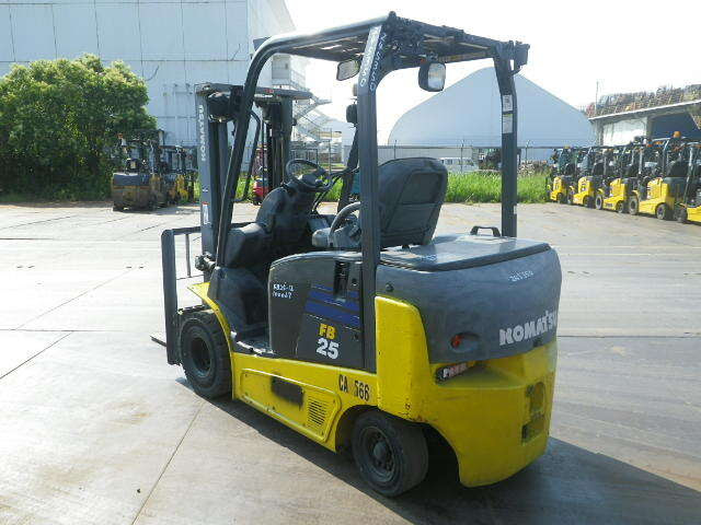 Xe nâng điện Komatsu 2.5 tấn FB25-12 (100067), sản xuất năm 2013