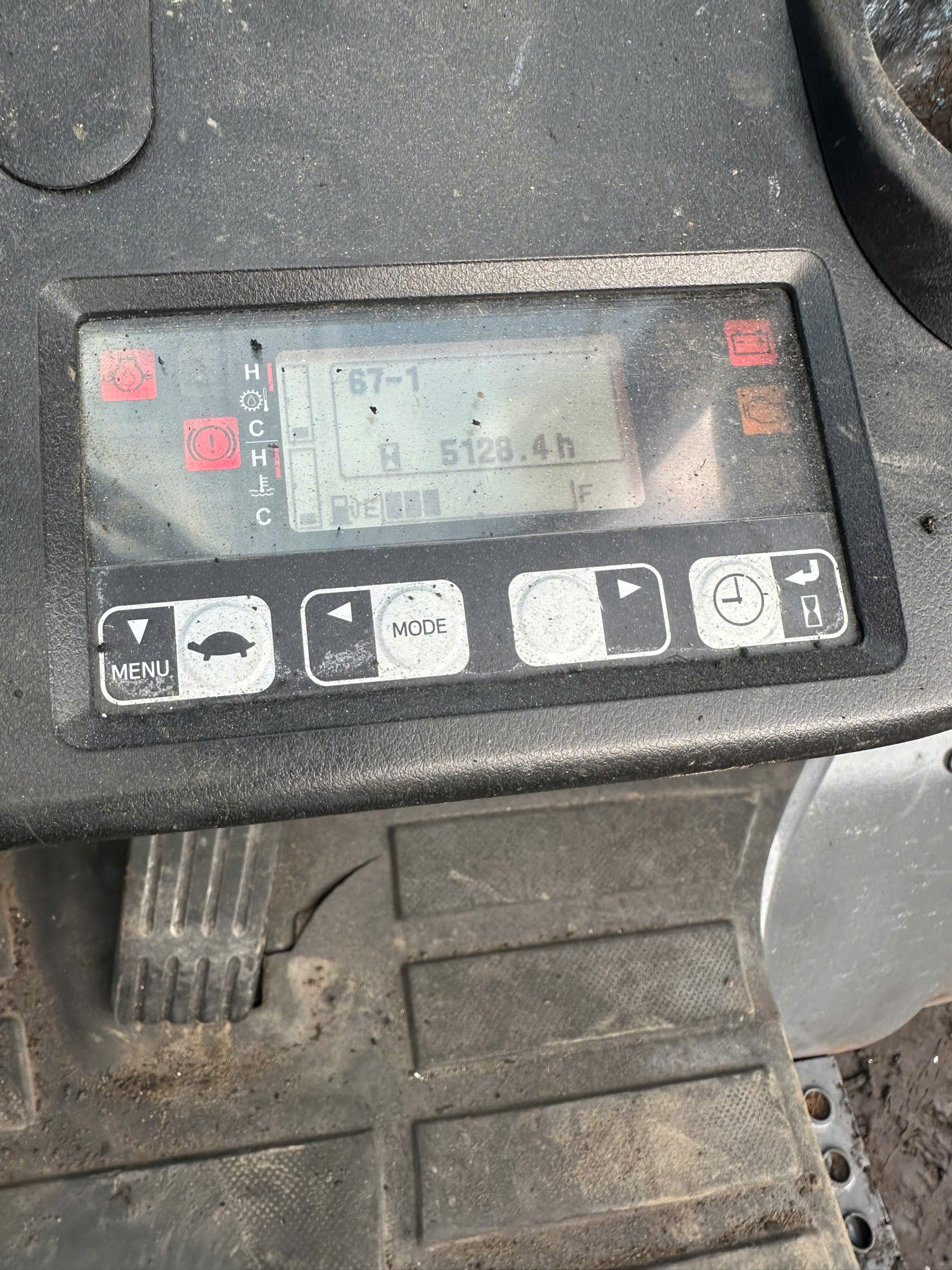 Xe nâng dầu Toyota 4.0 tấn, 8FD40 serial 20388