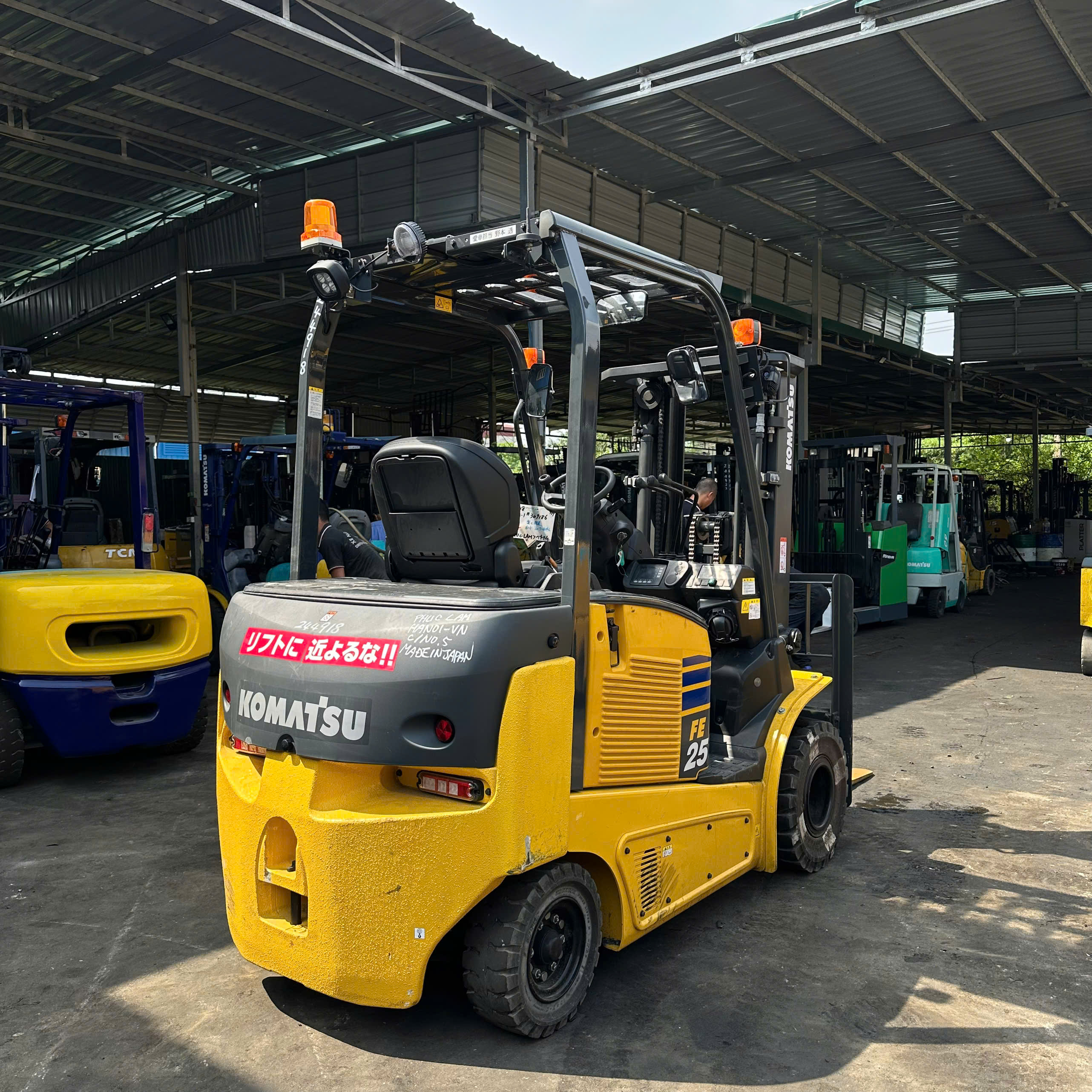 Xe nâng điện Koamatsu 2.5 tấn  FE25-1 (309186), sản xuất năm 2020
