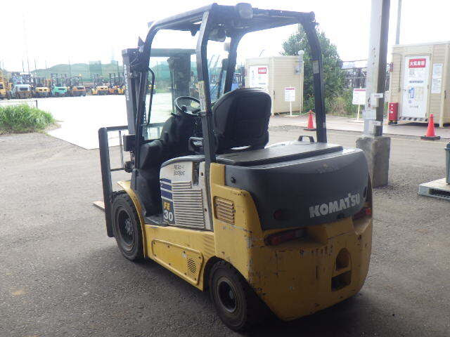 Xe nâng điện Komatsu 3.0 tấn FE30-1 Seri 305805, sản xuất năm 2018