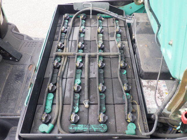 Xe nâng điện Komatsu 1.8 tấn, FB18-12 Seri 835752, năm sx 2008