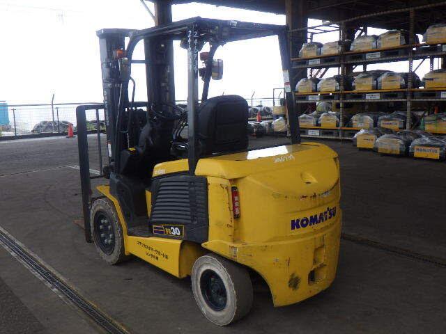 Xe nâng điện Komatsu 3.0 tấn FE30-2 Seri 320142, sản xuất năm 2021