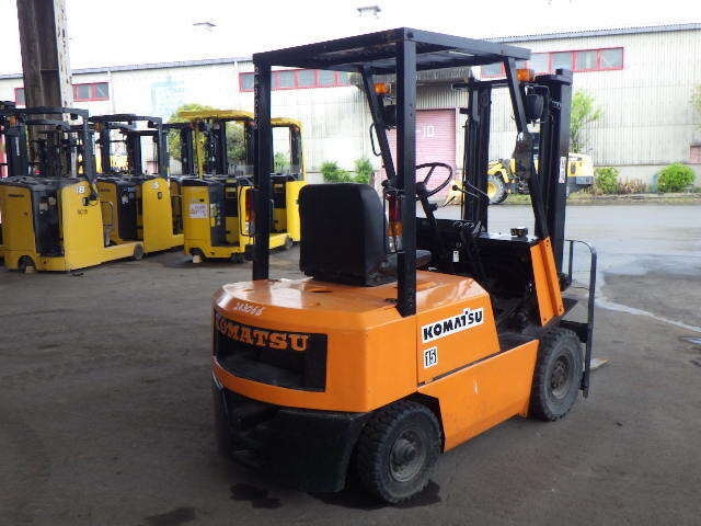 Xe nâng Gas Komatsu 1.5 tấn FG15L-14 (130909)