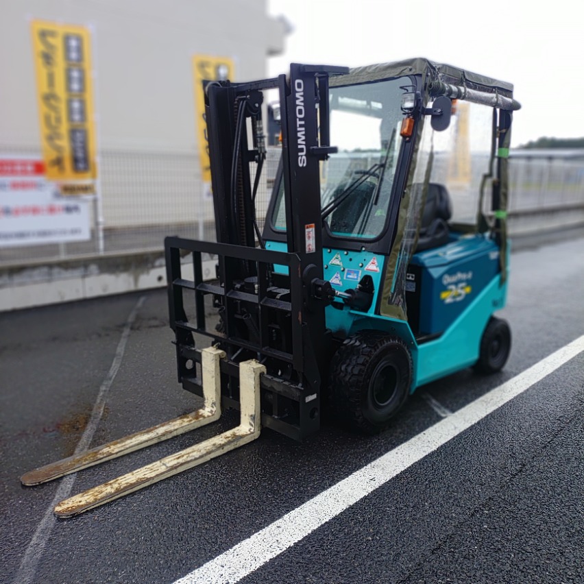 Xe nâng điện Sumitomo 2.5 tấn 51FB25PXII Seri B2K-00153, sản xuất năm 2013