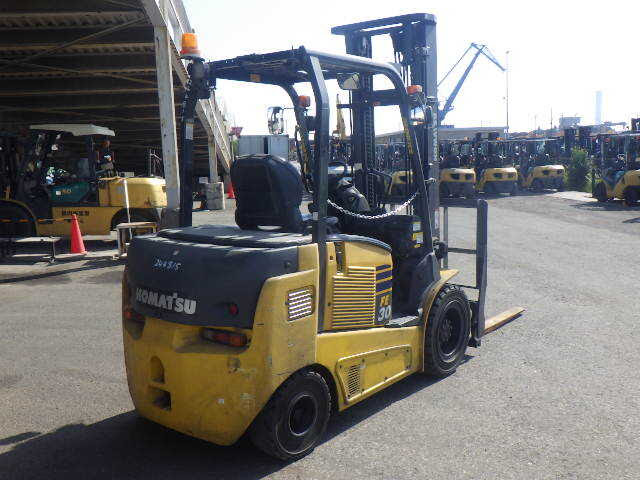 Xe nâng điện Komatsu 3 tấn FE30-1 (304411), sản xuất năm 2017