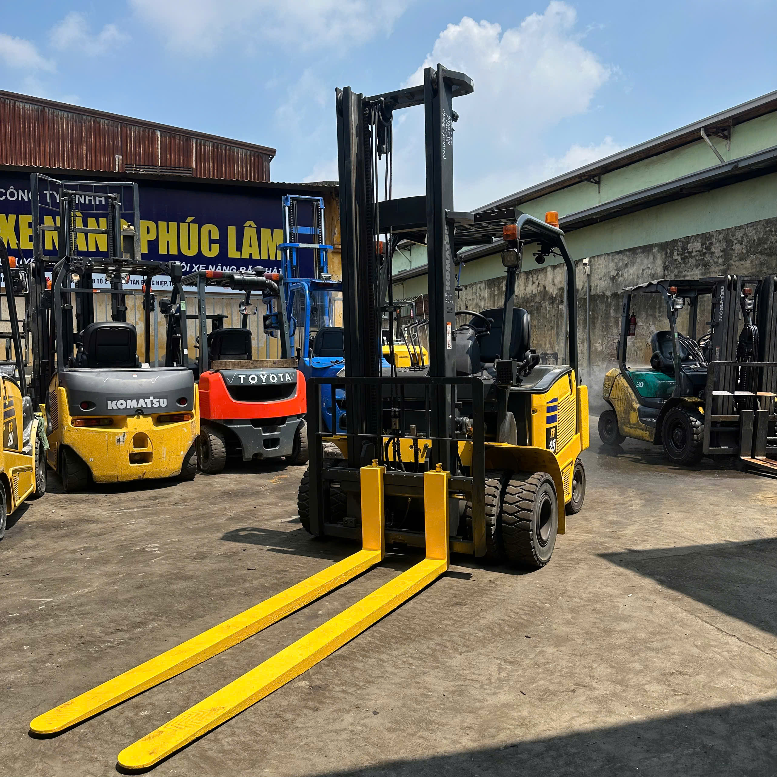 Xe nâng điện Komatsu FE25-1 (306844) sản xuất năm 2019