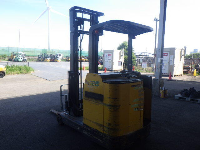 Xe nâng điện Komatsu 2.5 tấn FB25RL-4 (5415) sản xuất năm 2013