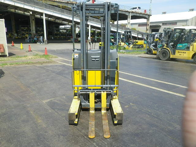 Xe nâng điện Komatsu 1.3 tấn FB13RS-15 sản xuất năm 2013