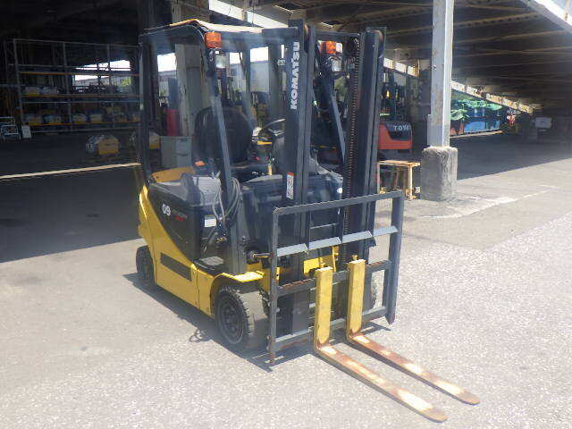Xe nâng điện Komatsu 0.9 tấn FB09H-12 (856217), sản xuất năm 2020