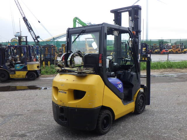 Xe Nâng Xăng KOMATSU 3.0 Tấn FG30NT-16 Seri 717894