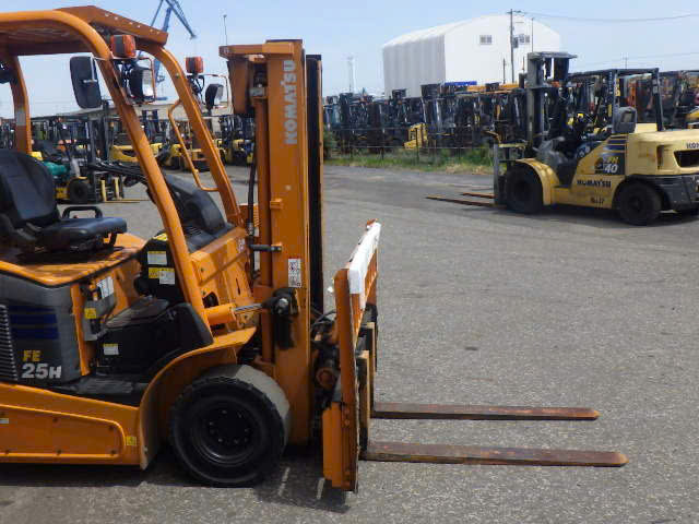 Xe nâng điện Komatsu 2.5 tấn FE25H-1#305115, năm 2018