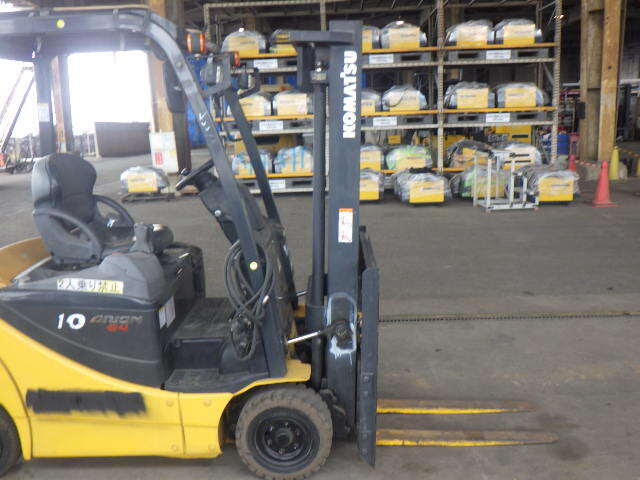 Xe nâng điện Komatsu 1 tấn FB10-12 (837103) sản xuất năm 2009