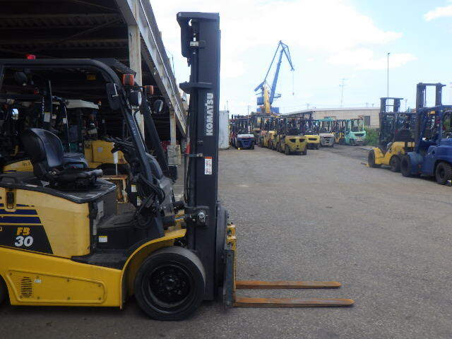 Xe nâng điện Komatsu 3 tấn FB30-12 (101719), sản xuất năm 2016
