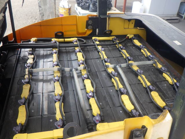 Xe nâng điện Komatsu 3 tấn FB30-12 (101719), sản xuất năm 2016
