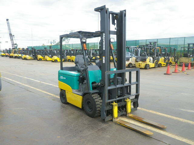 Xe nâng điện Komatsu 2.5 tấn FB25EX-11 Seri 818781, sản xuất năm 2010