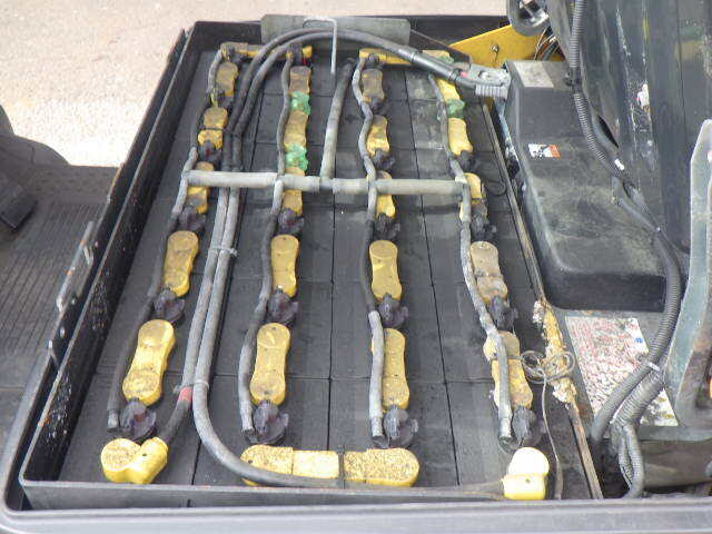 Xe nâng điện Komatsu 1.5 tấn, FB15-12 Seri 856587, sản xuất năm 2020