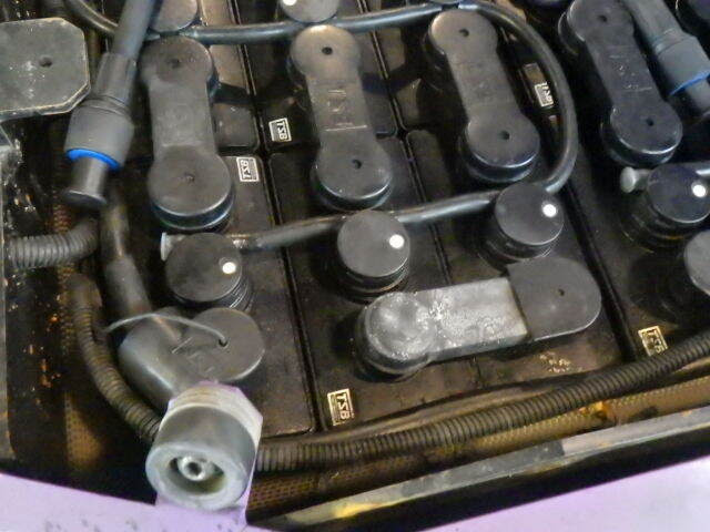 Xe nâng điện Sumitomo 2.5 tấn 51-FB25PE (B2H-02571), sản xuất năm 2007