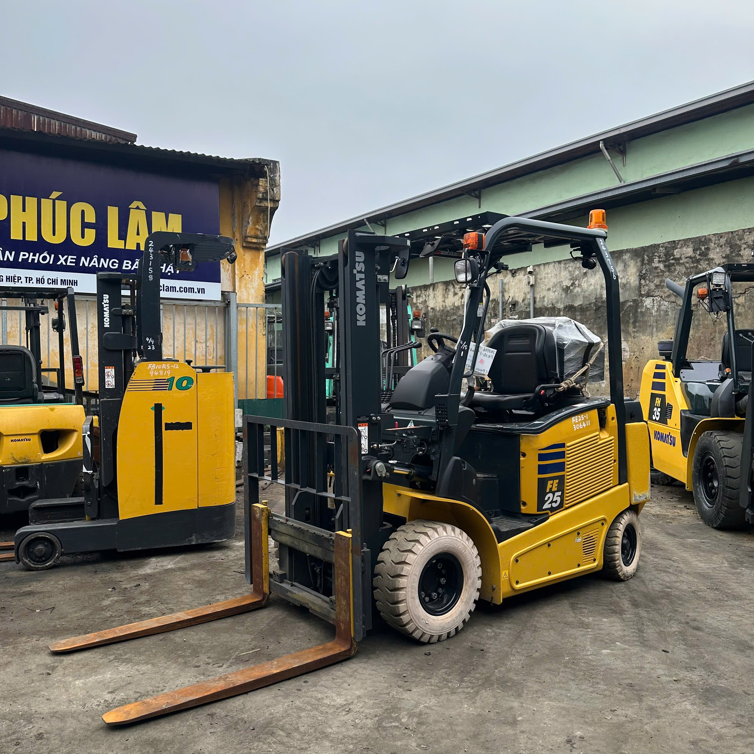 Xe nâng điện Komatsu 2.5 tấn, FE25-1 306411, năm 2018