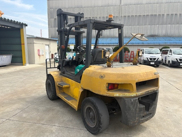 Xe nâng dầu KOMATSU 7.0 tấn FD70-10 Seri 55268, sản xuất năm 2010
