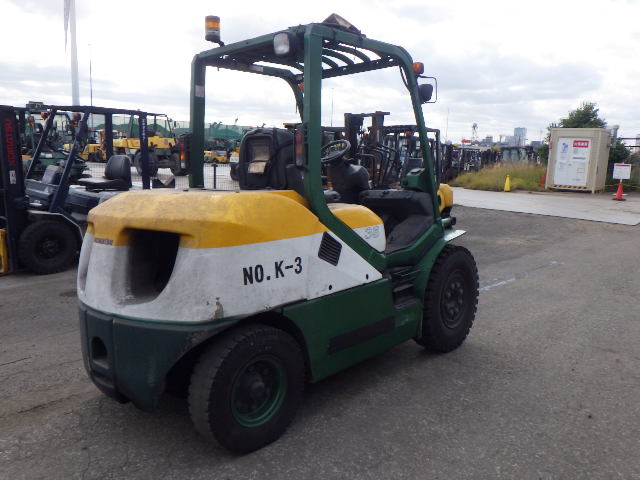 Xe nâng Komatsu 3.5 tấn kẹp giấy FD35T-10#136992