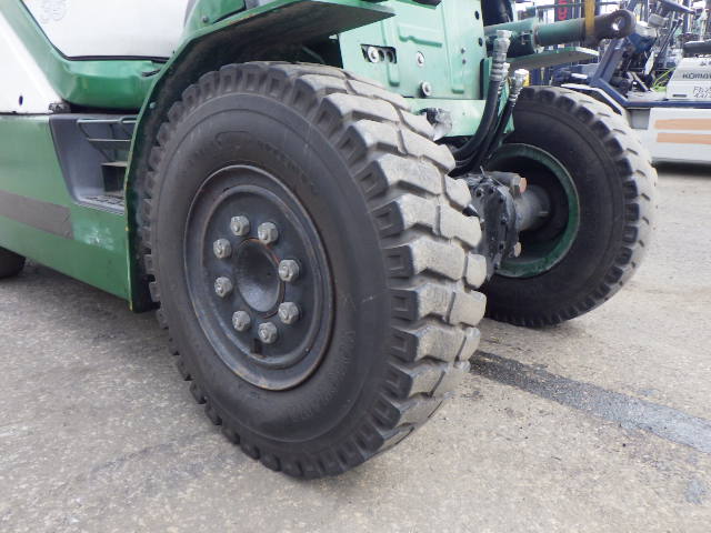 Xe nâng Komatsu 3.5 tấn kẹp giấy FD35T-10#136992