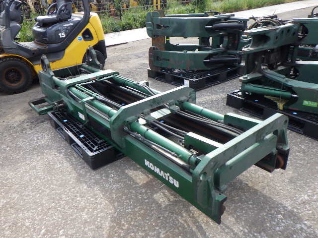 Xe nâng Komatsu 3.5 tấn kẹp giấy FD35T-10#136992