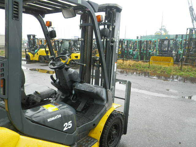 Xe nâng dầu Komatsu 2.5 tấn -5.0m (3 tầng) #339911