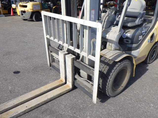 Xe nâng dầu KOMATSU FD35AT-17 #310158