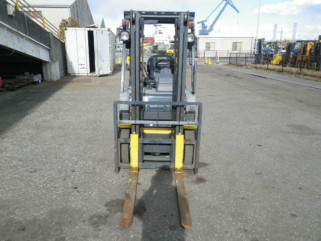 Xe nâng xăng Komatsu 1.5 tấn, model: FG15T-21