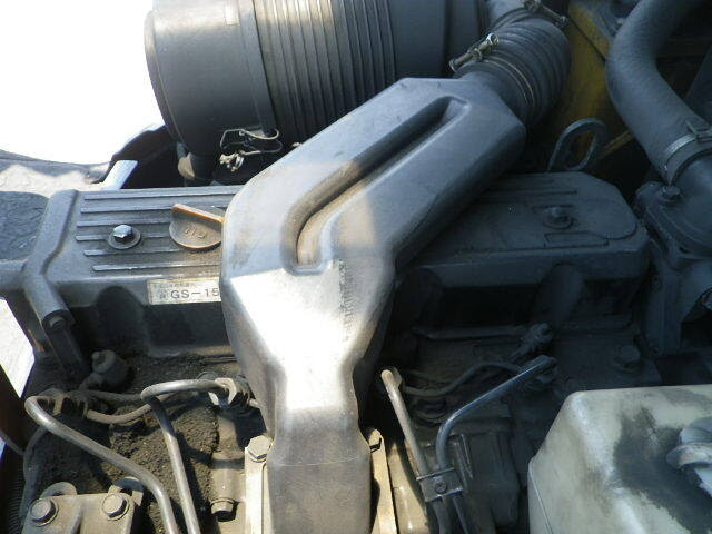 XE NÂNG DẦU 2.5 TẤN KOMATSU FD25C-16 700489