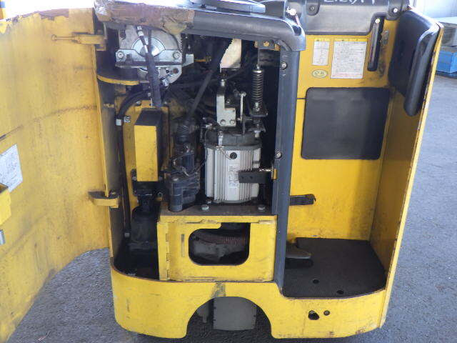 XE NÂNG ĐIỆN ĐỨNG LÁI 1.5 TẤN KOMATSU FB15RLF-15 155037