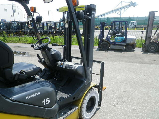 Xe nâng xăng 1.5 tấn FG15T-21 209013