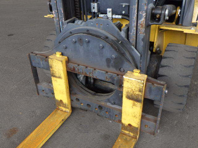 XE NÂNG ĐIỆN 2.5 TẤN KOMATSU CÓ MÂM XOAY FE25-1 303282