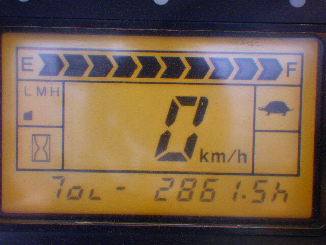 XE NÂNG ĐIỆN NGỒI LÁI 1.4 TẤN KOMATSU FB14-12 831766