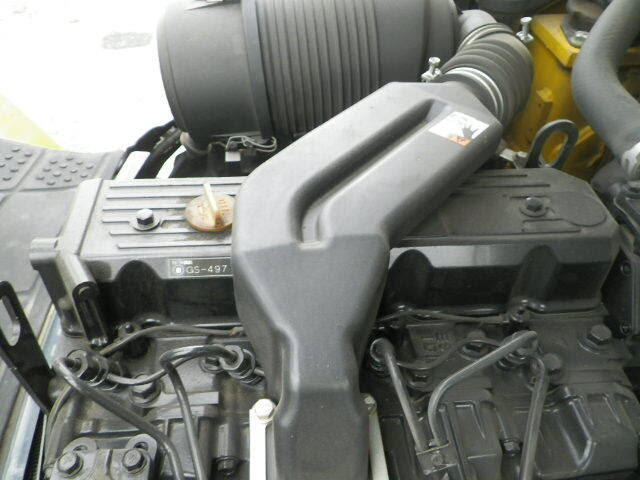 Xe nâng Komatsu 2.5 tấn chạy dầu năm 2014 # 331543