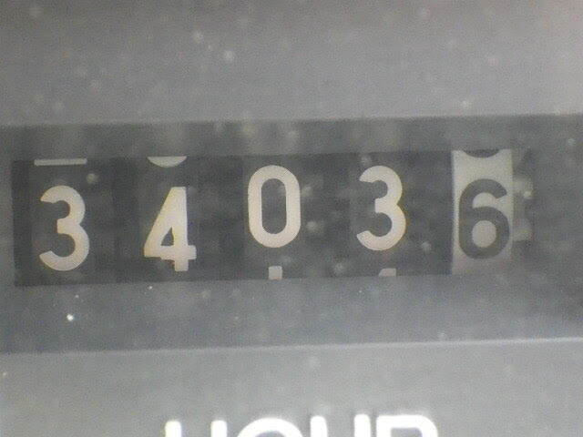 Xe nâng xăng Komatsu 1.5 tấn, model: FG15L-15