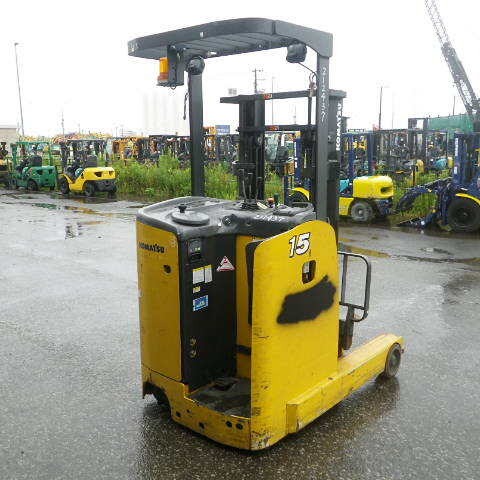 XE NÂNG  ĐIỆN CŨ ĐỨNG LÁI 1.5 TẤN KOMATSU FB15RW-15 158981