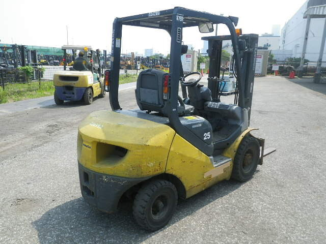 Xe nâng dầu Komatsu 2.5 tấn #324789