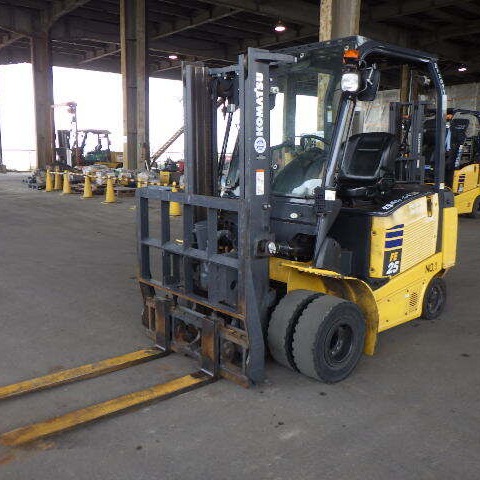 XE NÂNG ĐIỆN 2.5 TẤN KOMATSU FE25-1 301959 GẬT GÙ, LỐP KÉP