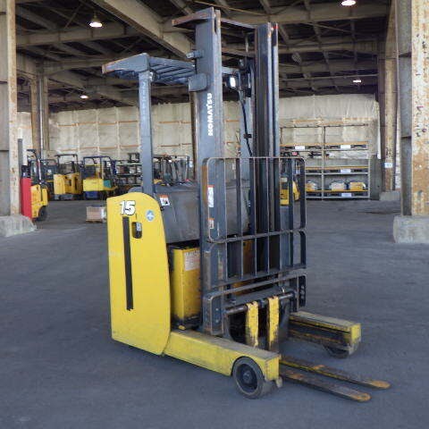 XE NÂNG ĐIỆN ĐỨNG LÁI 1.5 TẤN KOMATSU FB15RLF-15 155037