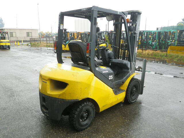 Xe nâng dầu Komatsu 2.5 tấn -5.0m (3 tầng) #339911