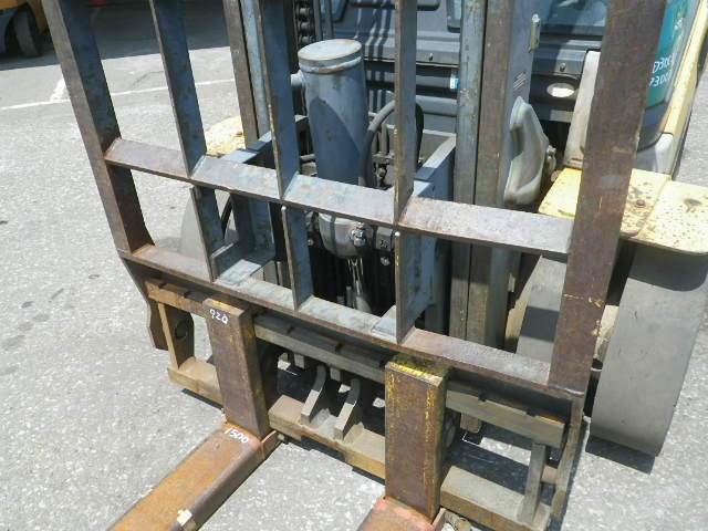 Xe nâng diesel Komatsu 3 tấn FD30C-16