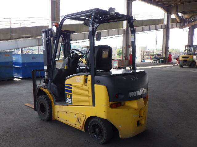 Xe nâng điện Komatsu 2.5 tấn Model: FE25-1 305511